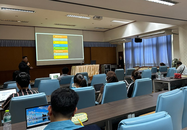 Misamis University Goes to Kasetsart University, Bangkok, Thailand: The College of Arts and Sciences Benchmarking Activity and Faculty Mobility